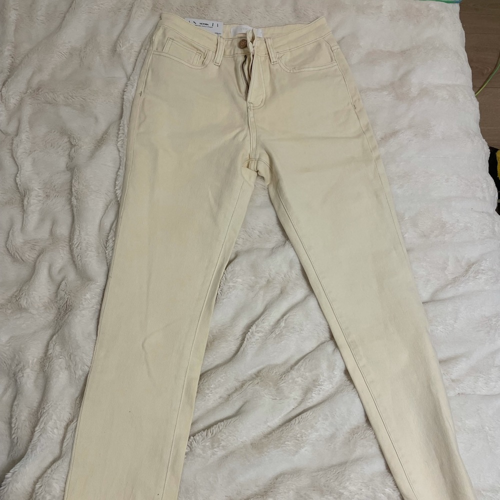 Super nice fitting cute jeans